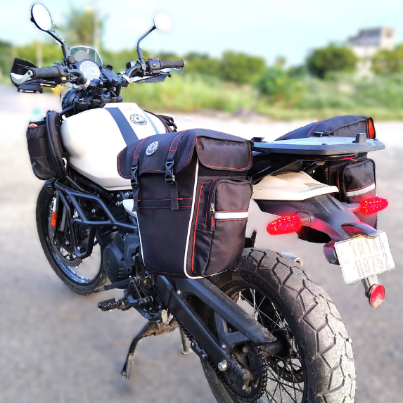 Minimalist Motorcycle Saddle Bag – Waterproof