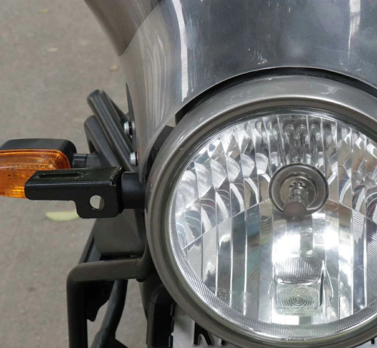 Universal Headlight Clamp | Maddog