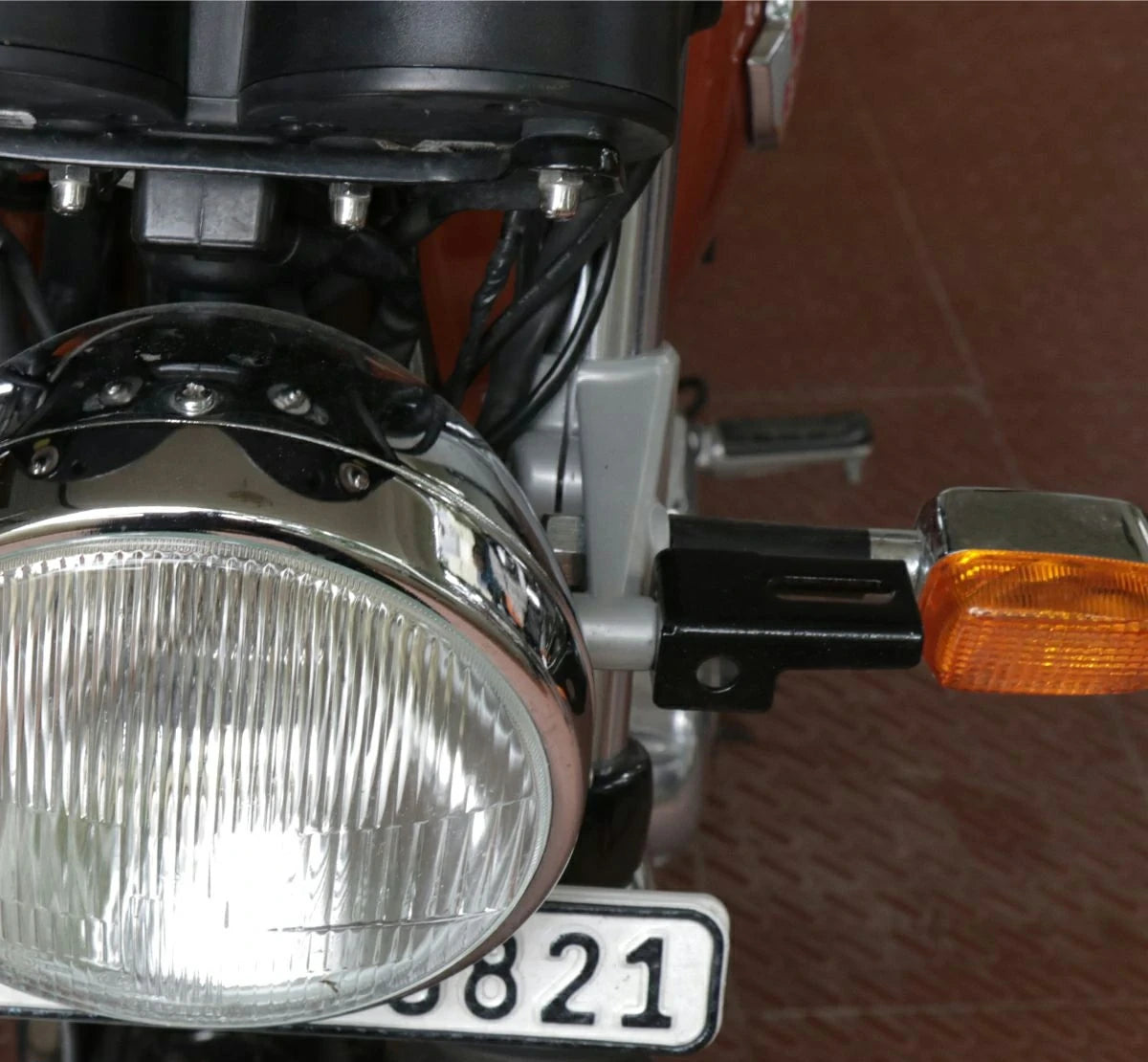 Universal Headlight Clamp | Maddog
